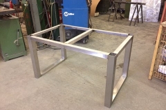 204 Table en ss-1