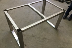 206 Table en ss-3