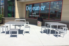 210 Tables Burger King Magog - 1