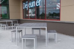 221 Tables Burger King Magog - 13